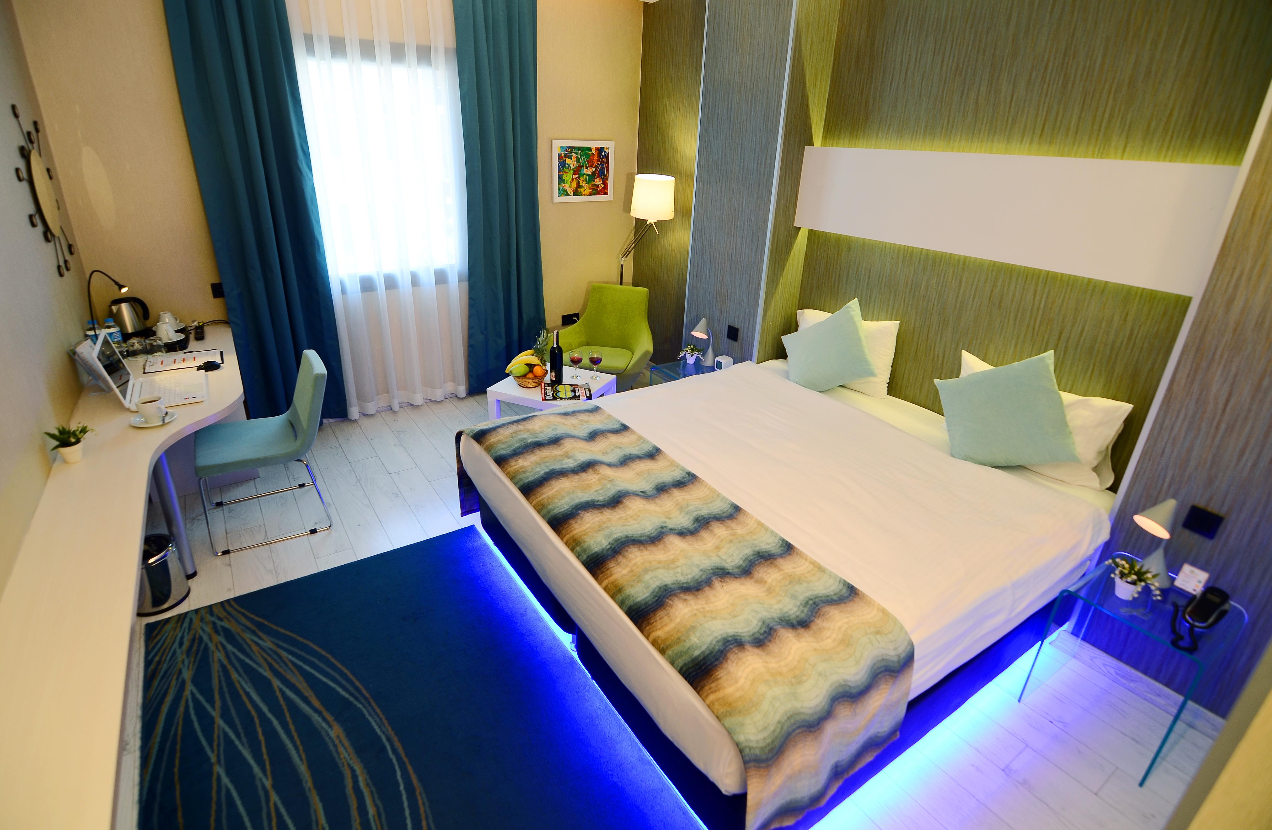 Tempo Hotel 4Levent Истанбул Екстериор снимка