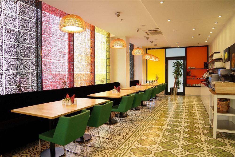 Tempo Hotel 4Levent Истанбул Екстериор снимка